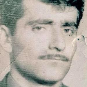 Meet your Posher, Ayhan